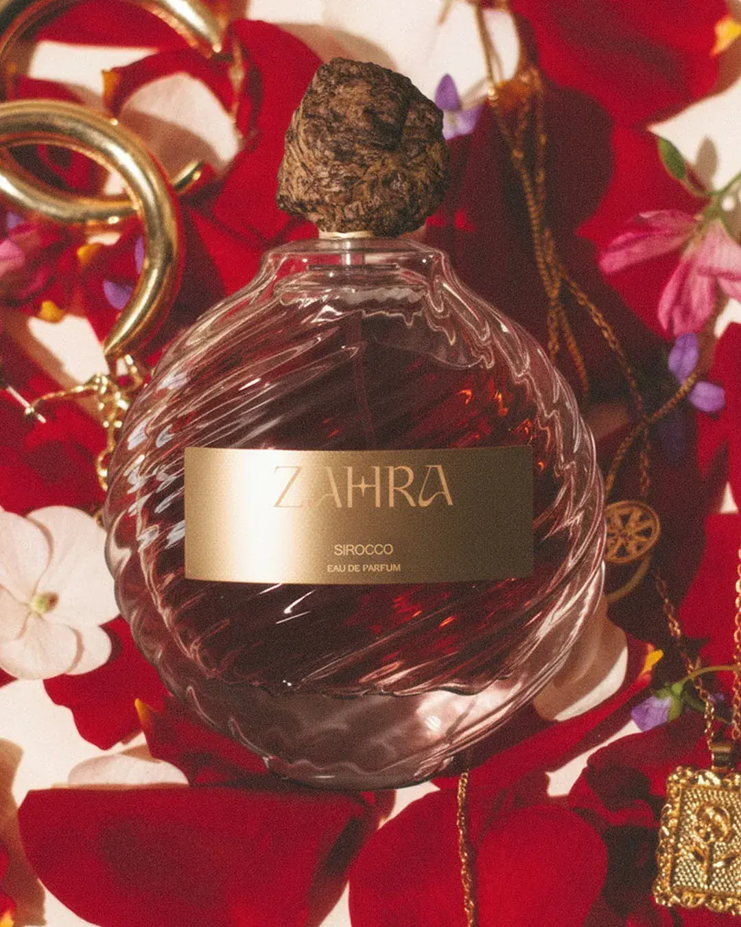 Zahra bottle packaging